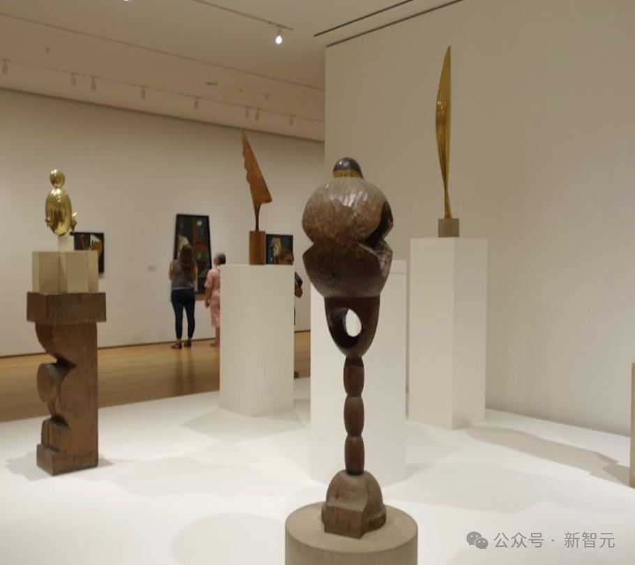 个月估值10亿，李飞飞空间智能首个模型诞生！"