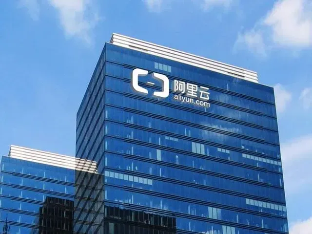 不是，你们大模型全开源了，那到底咋挣钱啊？