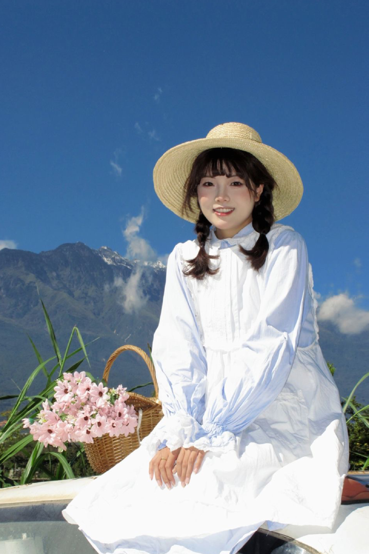 一键美颜+妆造，30秒解锁旅拍新姿势！AI摄影竟能帮景区揽客？
